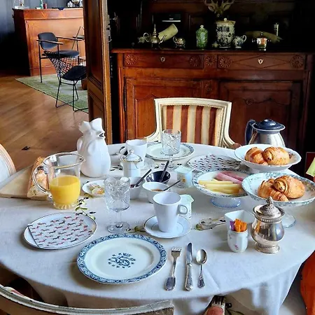 Dormez Chez L'ecureuil Séjour chez l'habitant *